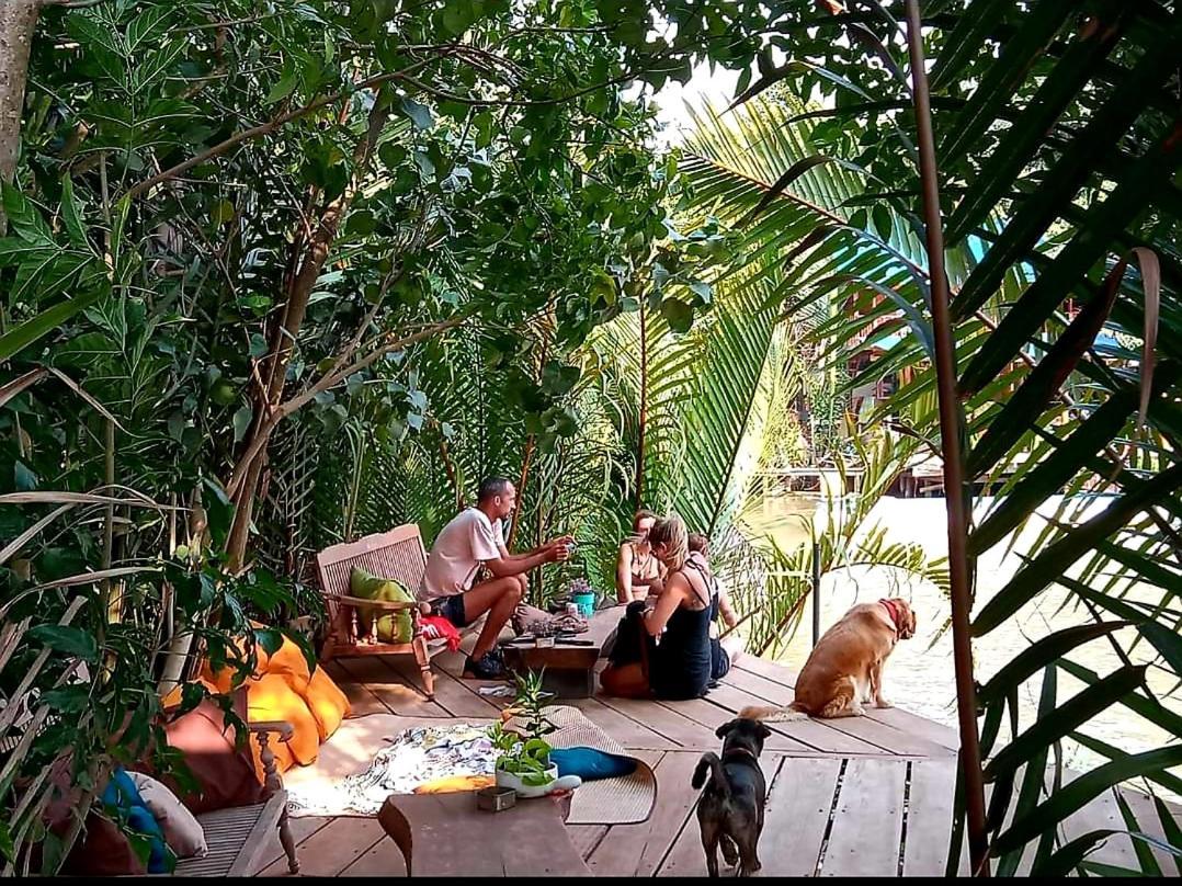 מלון קמפוט The Hideaway מראה חיצוני תמונה